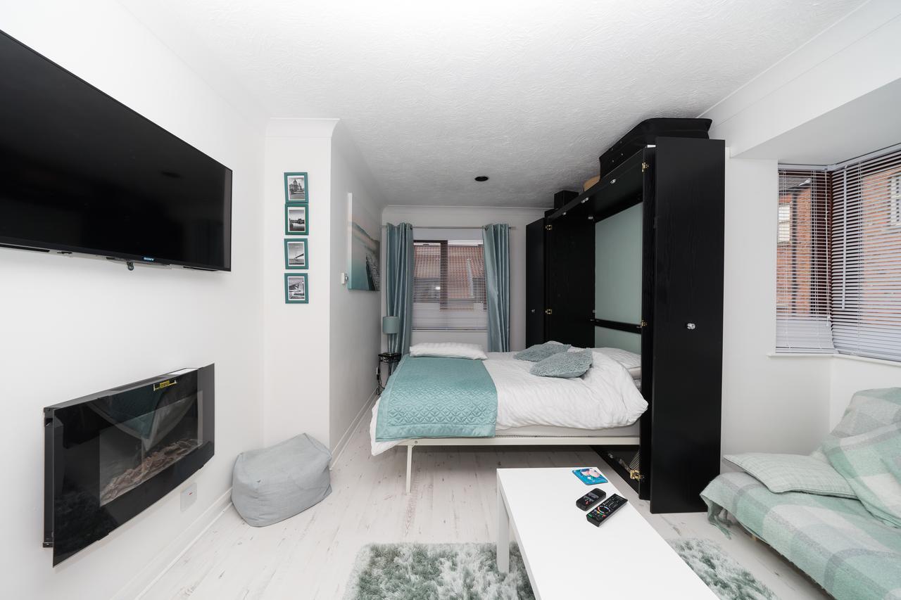 Hullidays - Trinity Studio Apt. Кингстон-апон-Халл Экстерьер фото